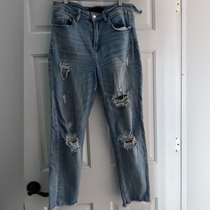 Risen Los Angeles, size 29, Like new condition - two belt loops torn